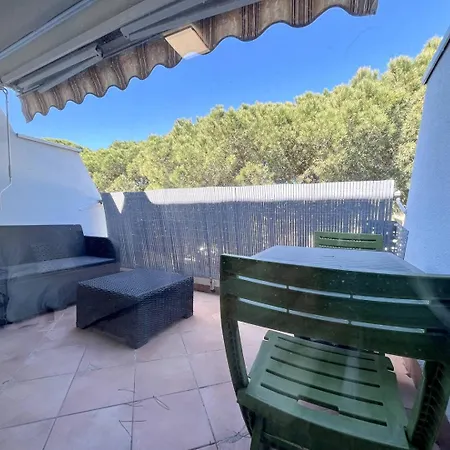 4 Personnes Avec Terrasse Et Place De Parking Privative * Le Grau-du-Roi